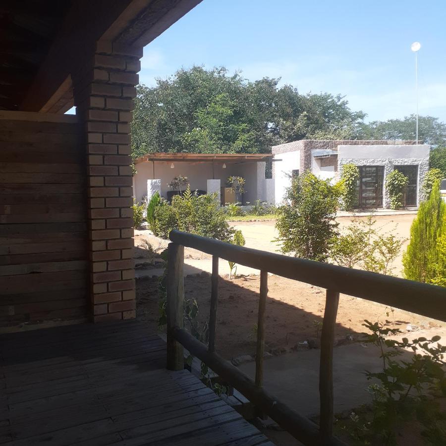Sunshinevibe Guest House Kasane Exterior foto